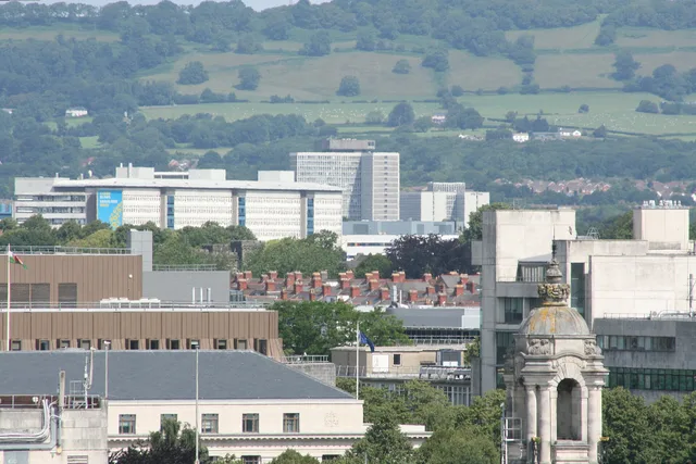 Cardiff. Cardiff and Liverpool housing and benefit rules for money creators: tenancy law, council tax and Universal Credit